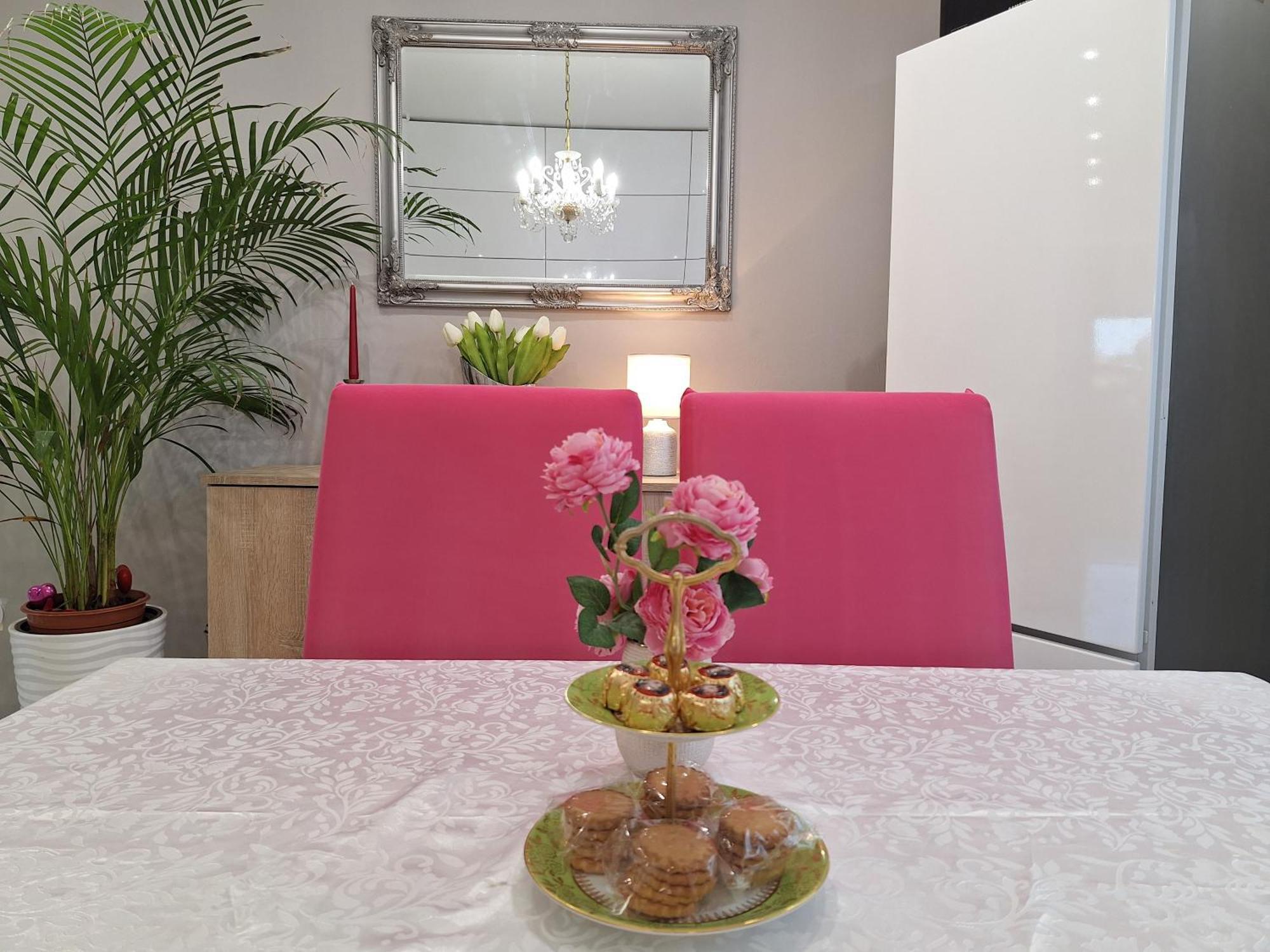 Albina Apartman Еґер Екстер'єр фото